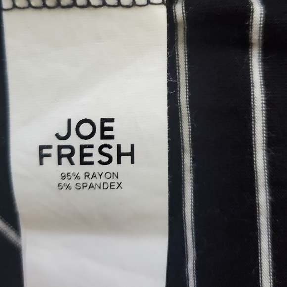 JOE FRESH BLACK WHITE STRIPED LONG SLEEVE TOP. - Picture 5 of 5